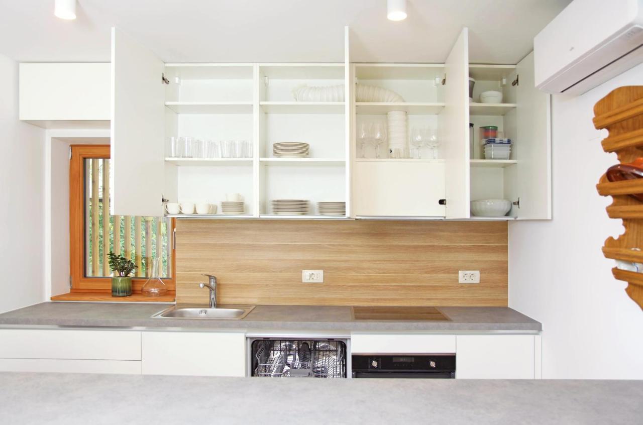Apartment Jurijana - New 4-Bedroom Triplex With Sauna & Garden Bohinj Bagian luar foto